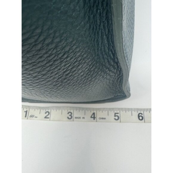 Isaac Mizrahi Emerald Green 100% Leather Handbag & Crossbody Bag - Picture 7 of 16